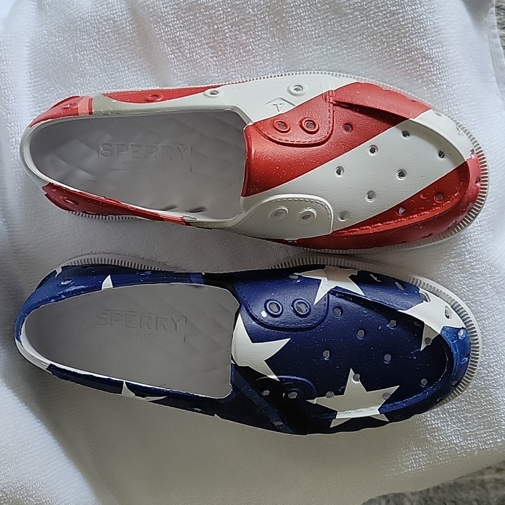 SPERRY Float Boat Shoes in Stars & Stripes
